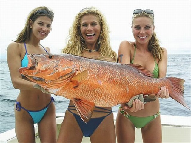 318girls fishing